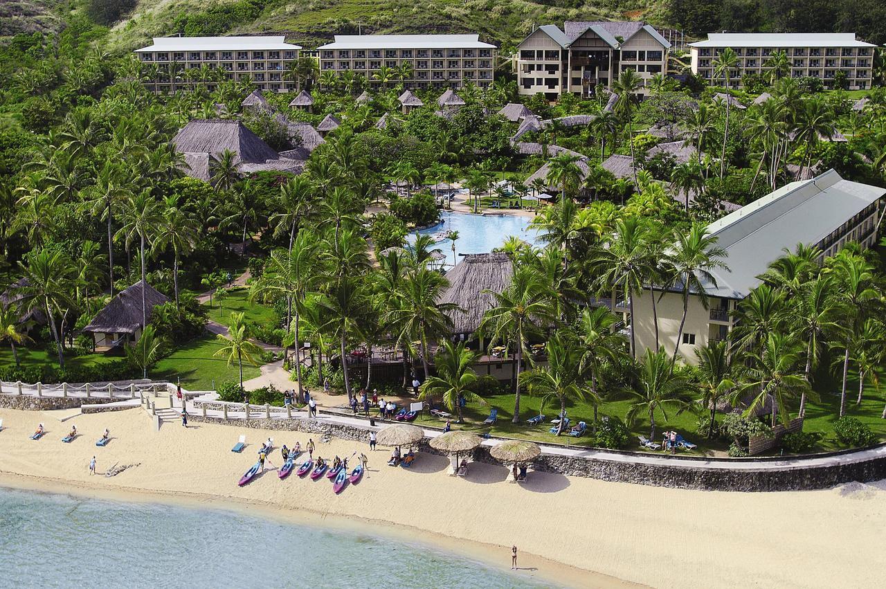 Outrigger Fiji Beach Resort Korotogo Εξωτερικό φωτογραφία The Sheraton Resort Fiji